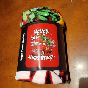 Buc-ees Christmas Blanket Plush Throw